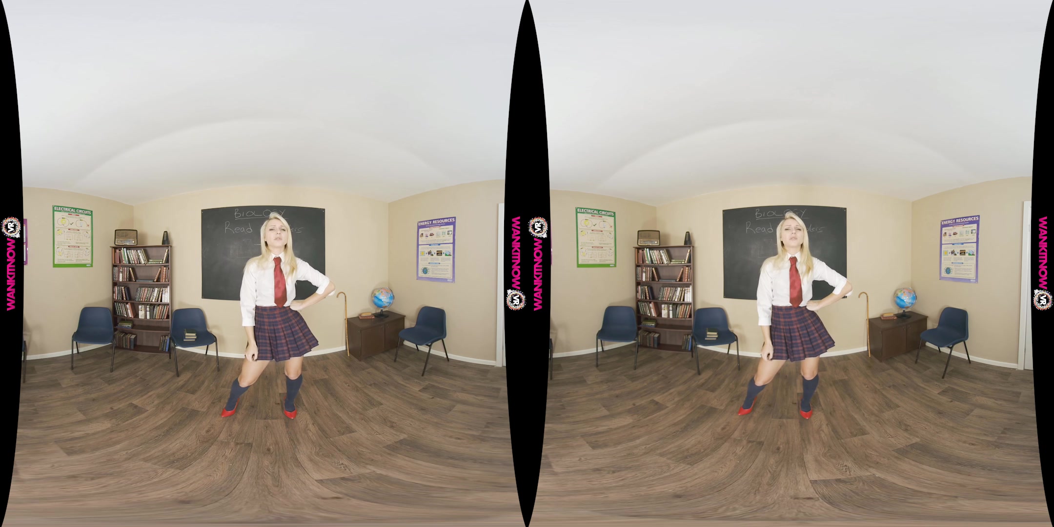 Wank For Me featuring Chloe Toy - WankitNowVR