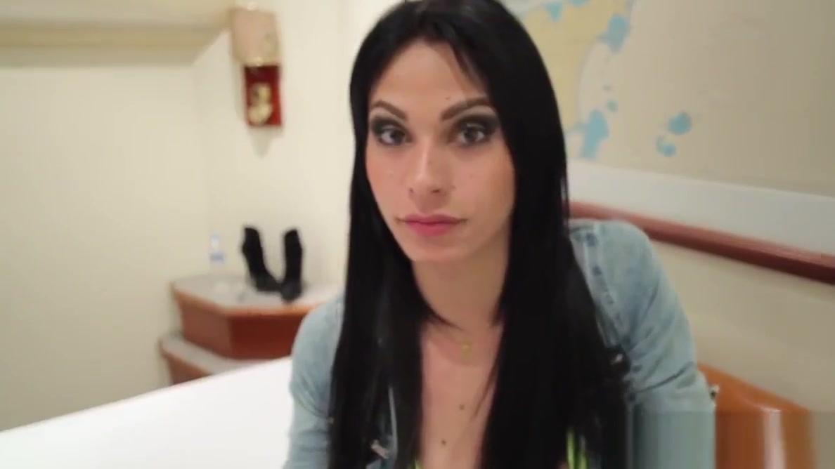 Tonguepierced latina tgirl showing ass bts