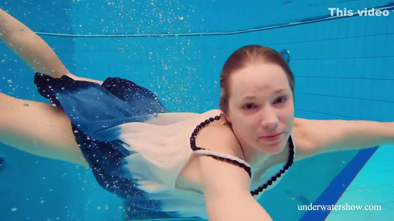 Underwater Mermaid Hottest Chick Ever Avenna