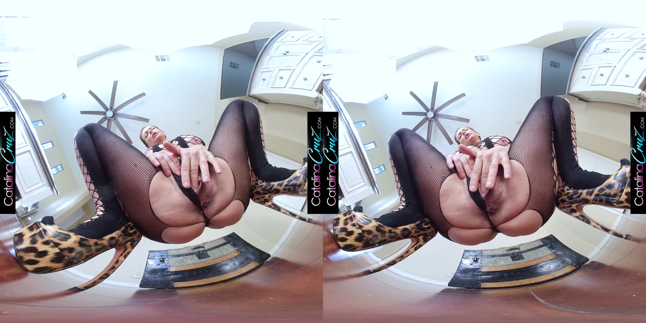 Catalina Cruz - Cruz In Control 5k Vr