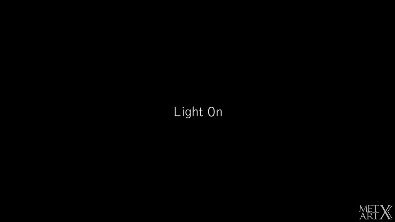 Light On - Tracy Lindsay - MetArtX