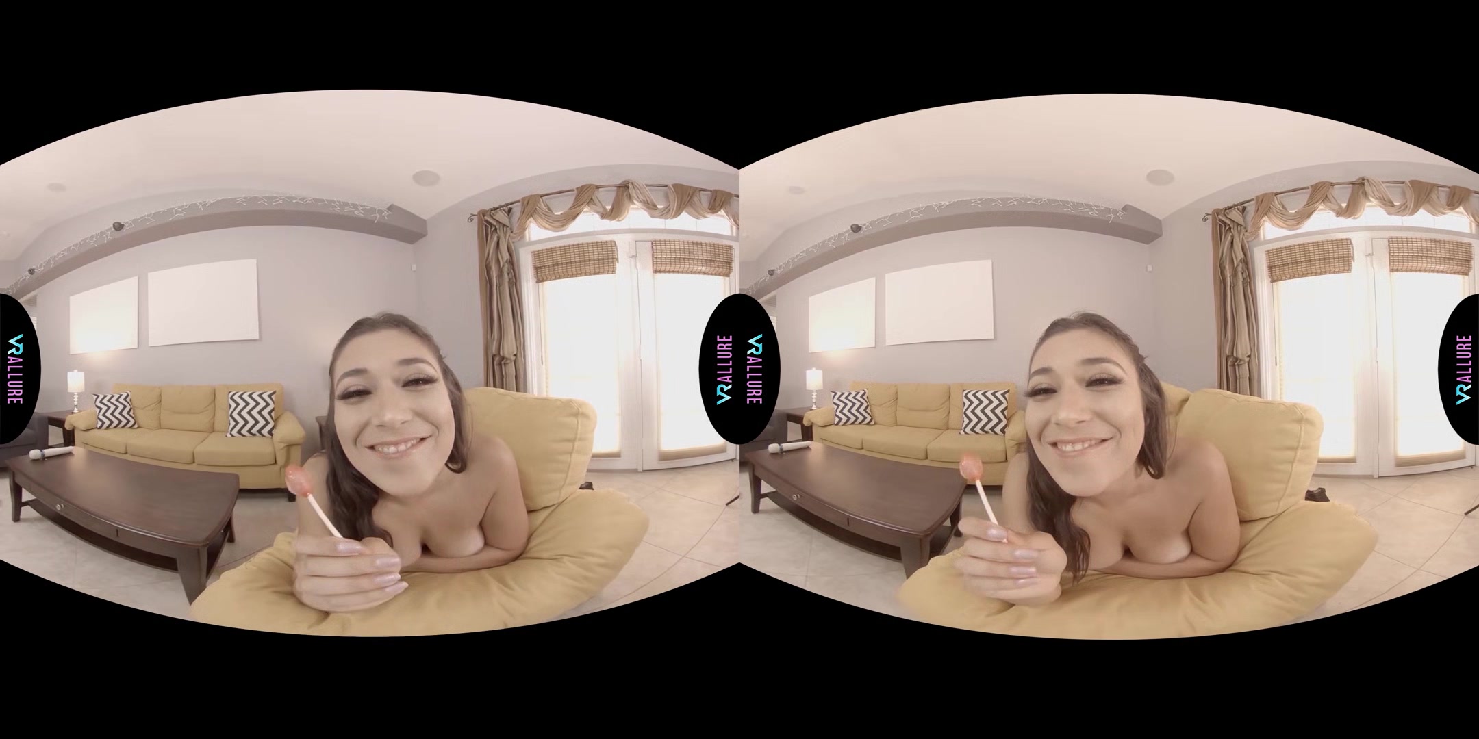 VRALLURE Thanks For Coming To Hangout!