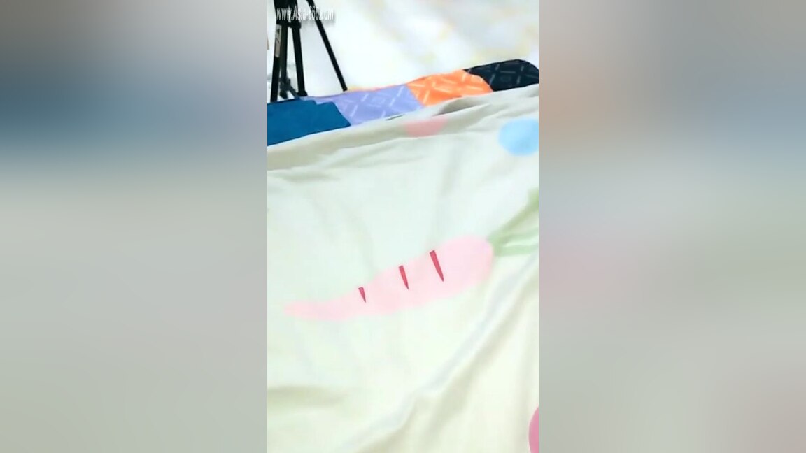 chinese teens 18+ live chat with mobile phone.148