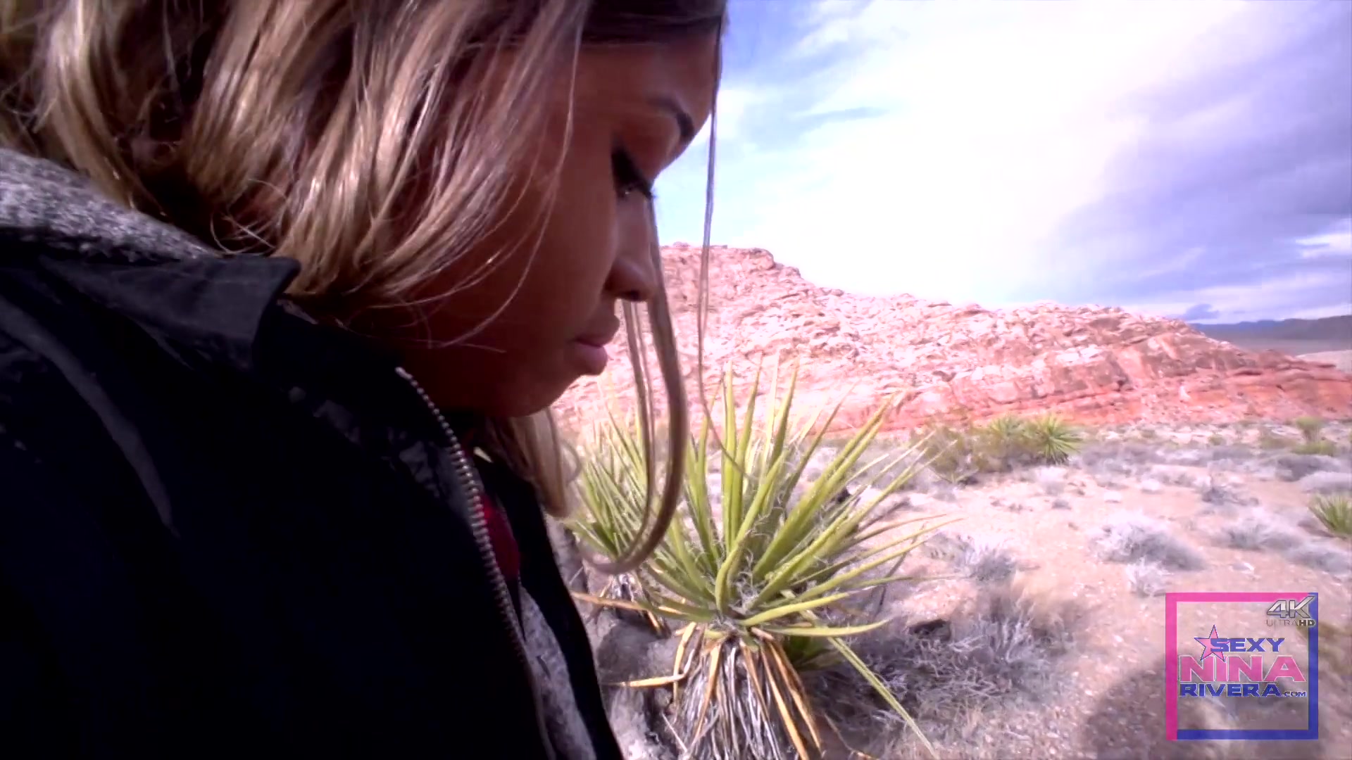 Anally Fucked By 2 Guys In The Hot Vegas Desert Pt 1 Of 3 - Sexynina