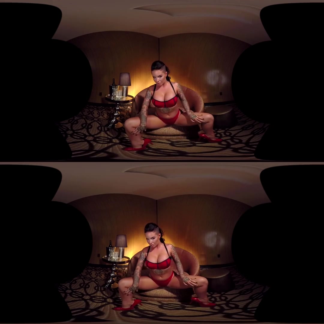 Christy Mack in Christy Mack - Private Dance - VRClubz