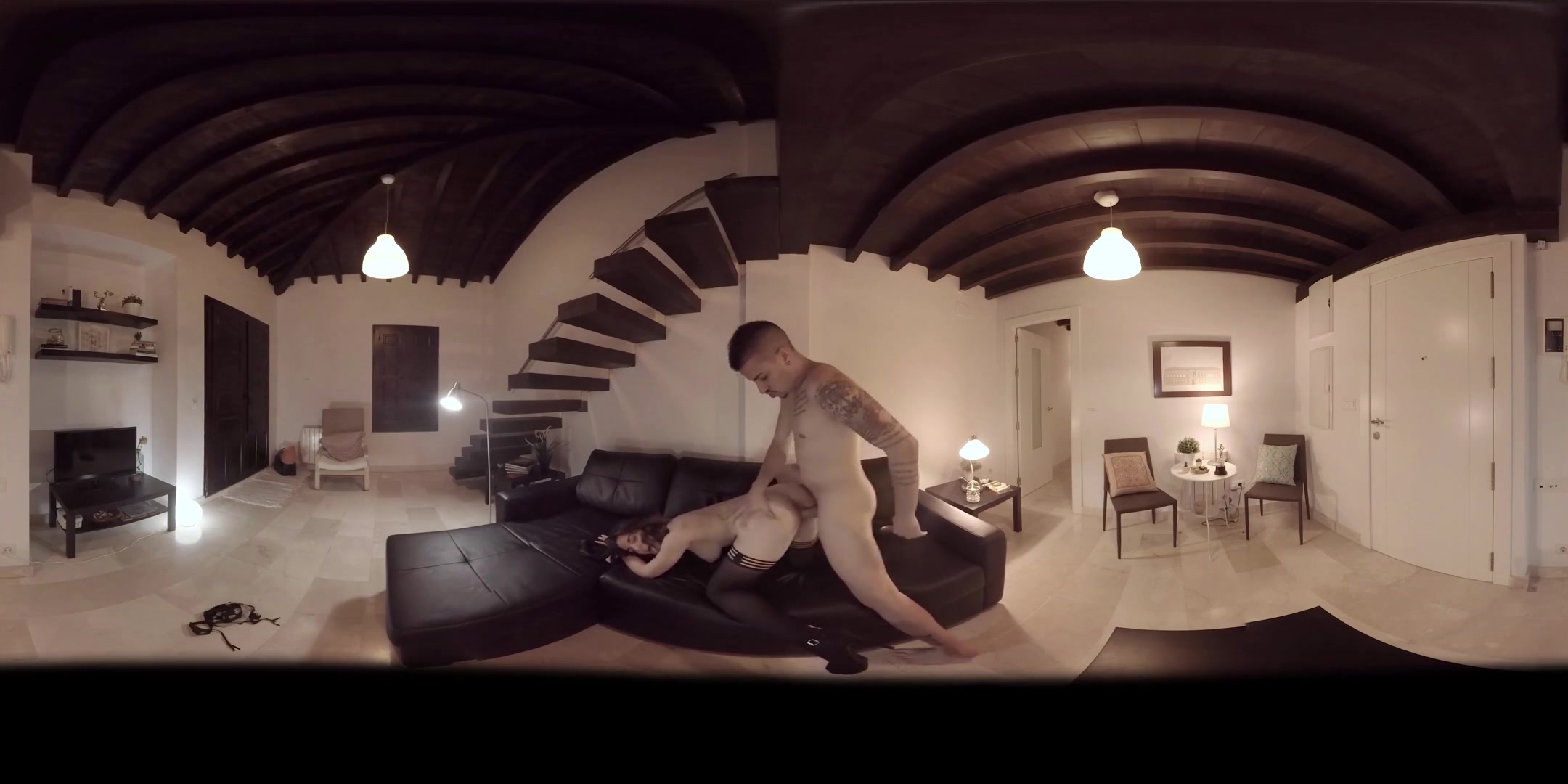 Housewarming Party: Hottie in Stockings - VirtualPorn360