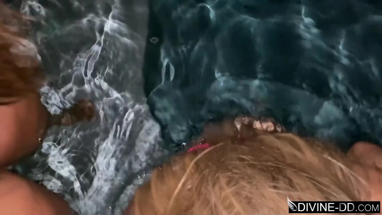 Best Friends With Huge Tits - DivineDD