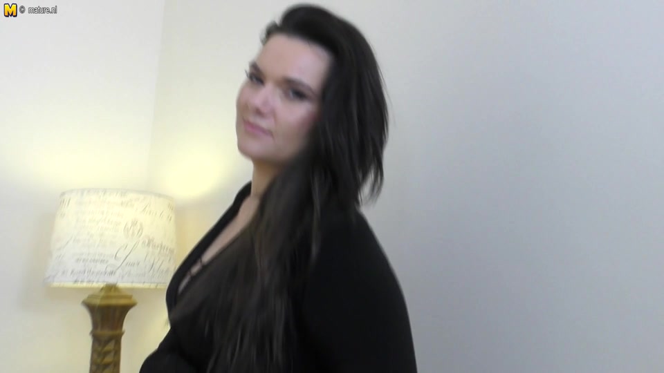 Steamy Step mom Playing With Herself - MatureNL