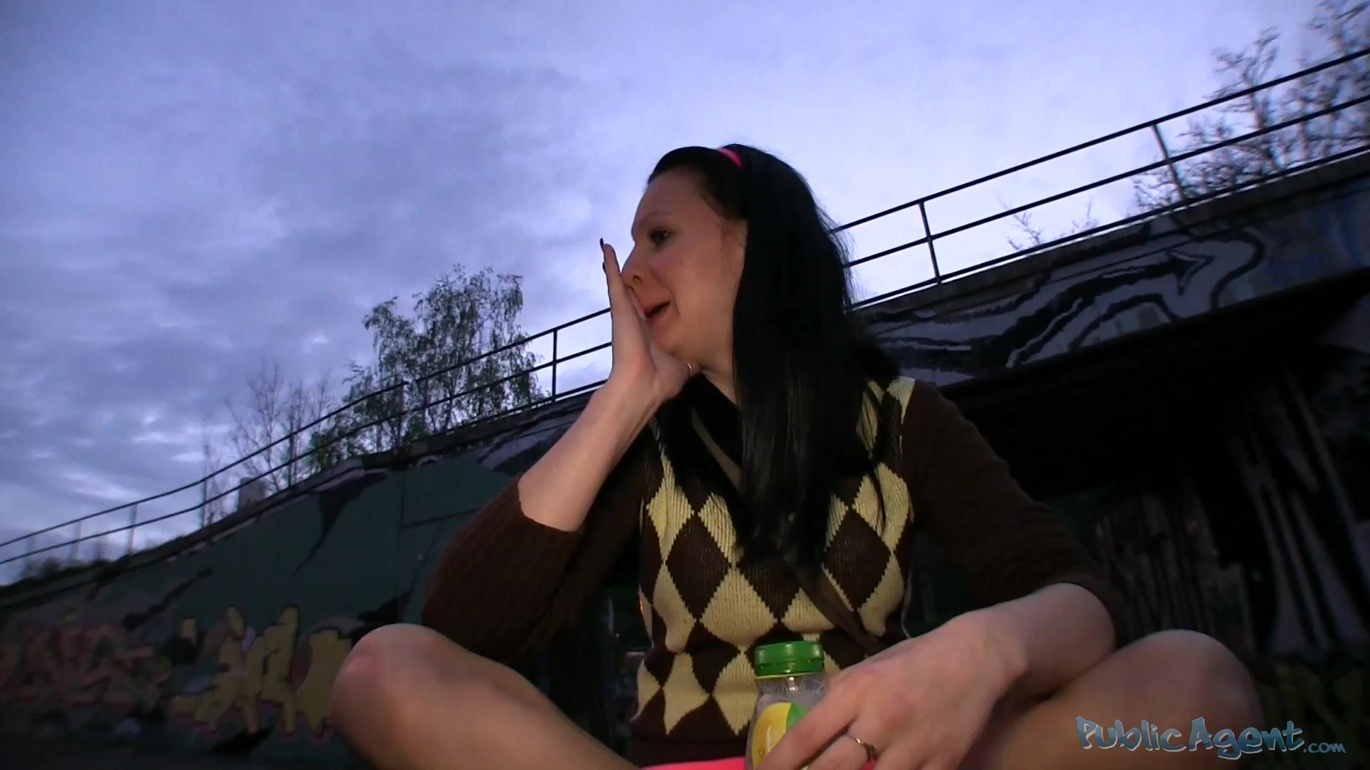 Young brunette amateur touched her pussy under the bridge