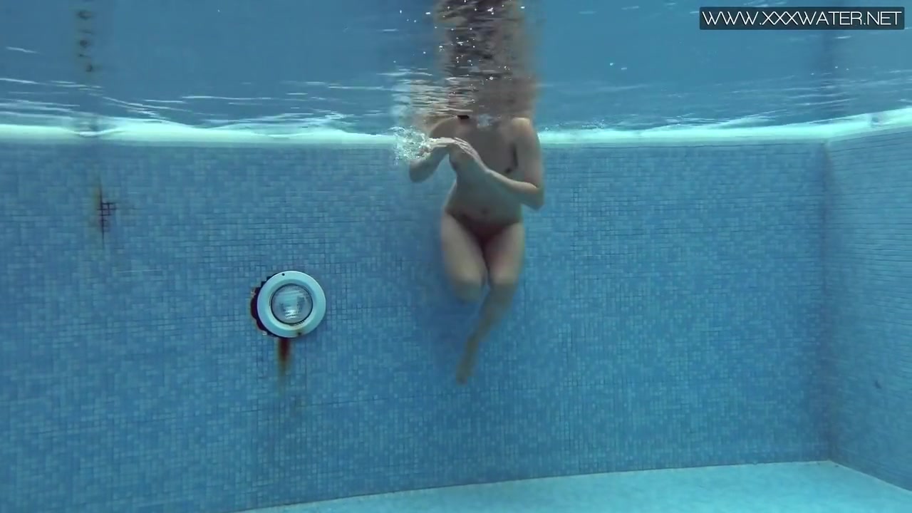 Lady Dee In Cute Shy Czech teen 18+ Swimming