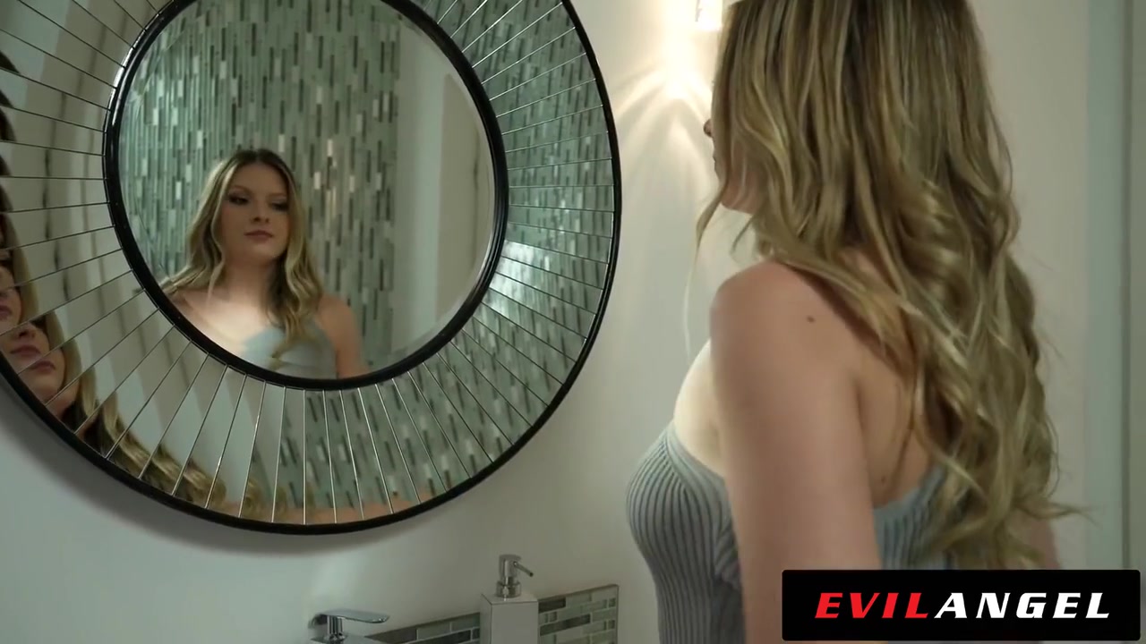 Gorgeous Italian Blonde Takes Intense Anal Pounding To Orgasm With Rebecca Volpetti