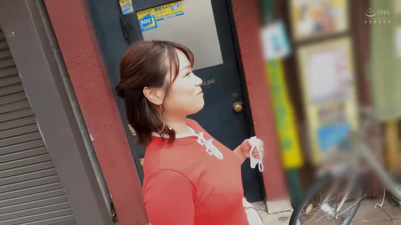 0009739_えっち 着衣巨乳 ぽっちゃりなどが含まれている