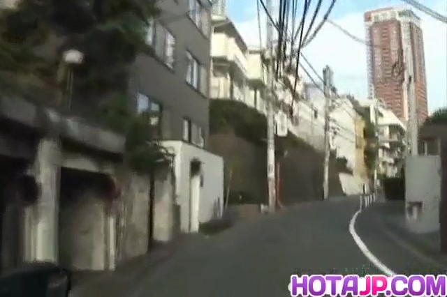 Miyo Kasuge licks and sucks cock in the car