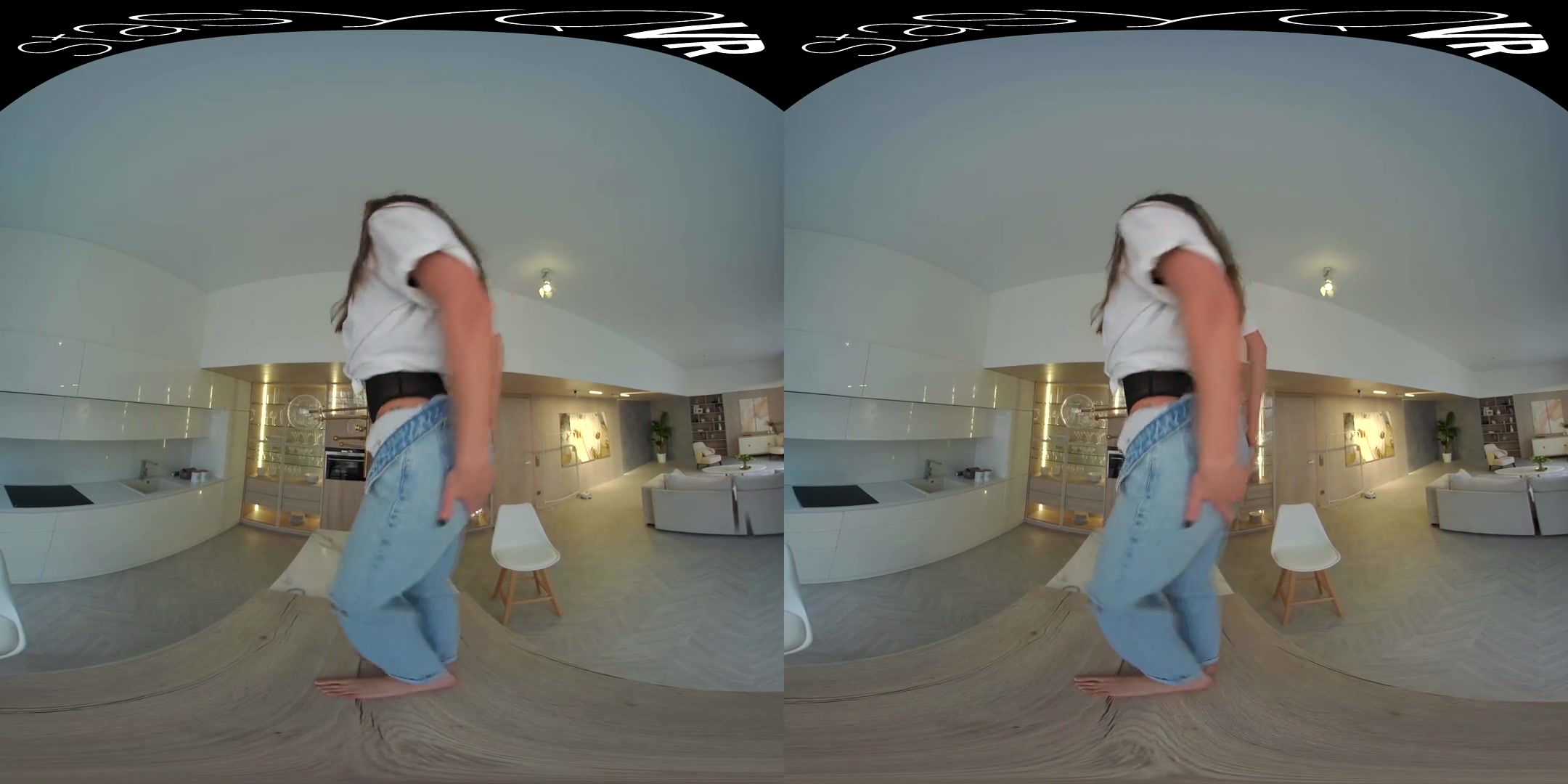Casually Sexy - Incredible Babe Solo Striptease