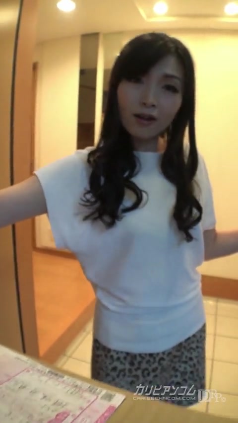 Sayuri Maesawa Vertical Style Video 011: Sayuri Is Stimulated In The Photographing - Caribbeancom