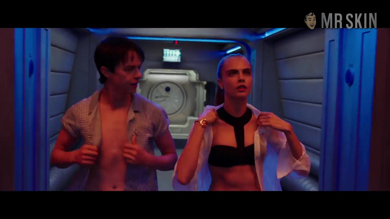 Best Of Cara Delevingne - Mr.Skin