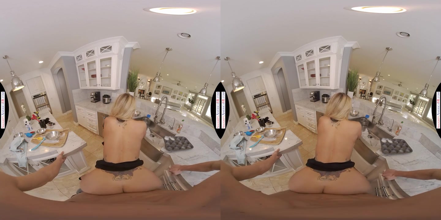 Blonde Milf Kayla Paige Needs Her Pipes Checked And You Are The Lucky One To Do It