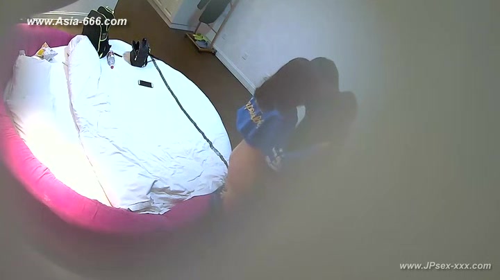 Hackers use the camera to remote monitoring of a lover's home life.165