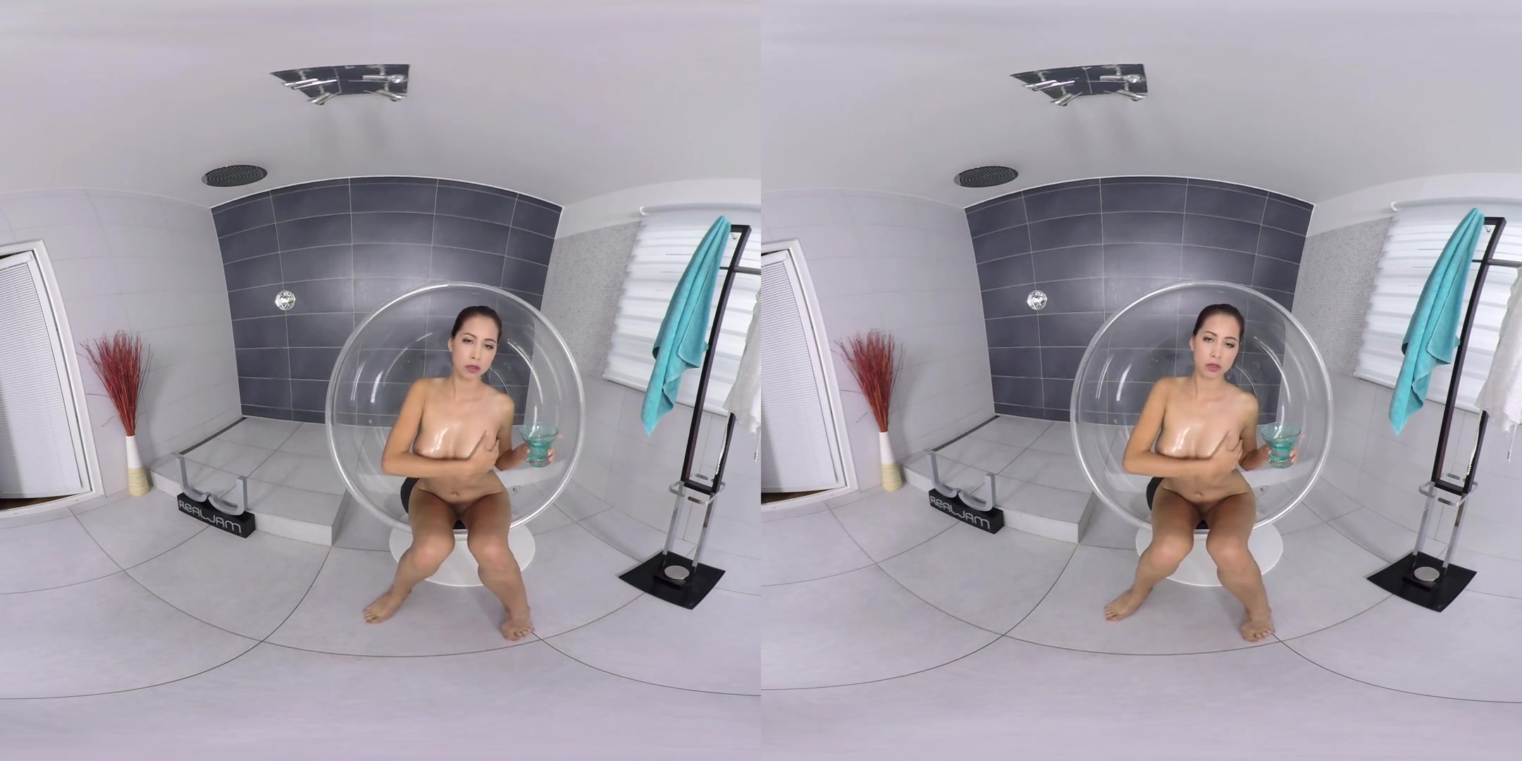 Paula Shy in Amazing Paula - RealJamVR