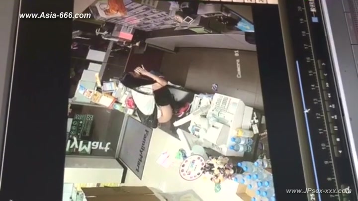 chinese girls go to toilet.17