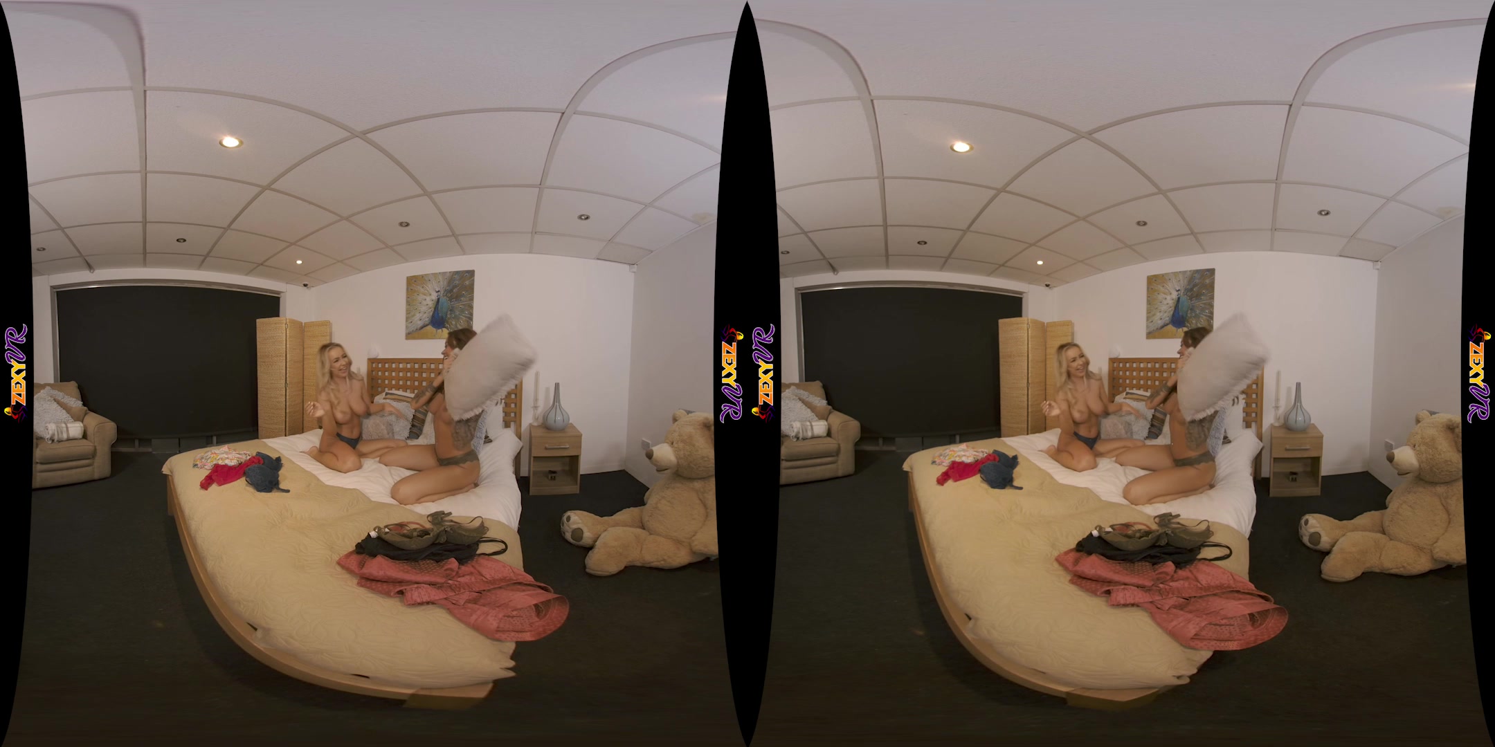 Pillow Fight featuring Bethany Morgan, Miah S - ZexyVR