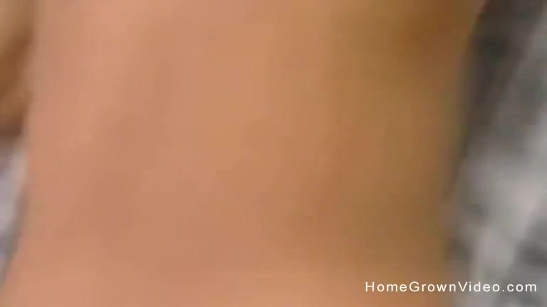 Cute Asian gf fucks in homemade video