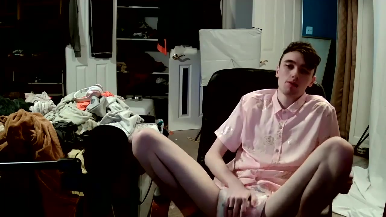 Twimk Caught In Sissy Diaper By Professor