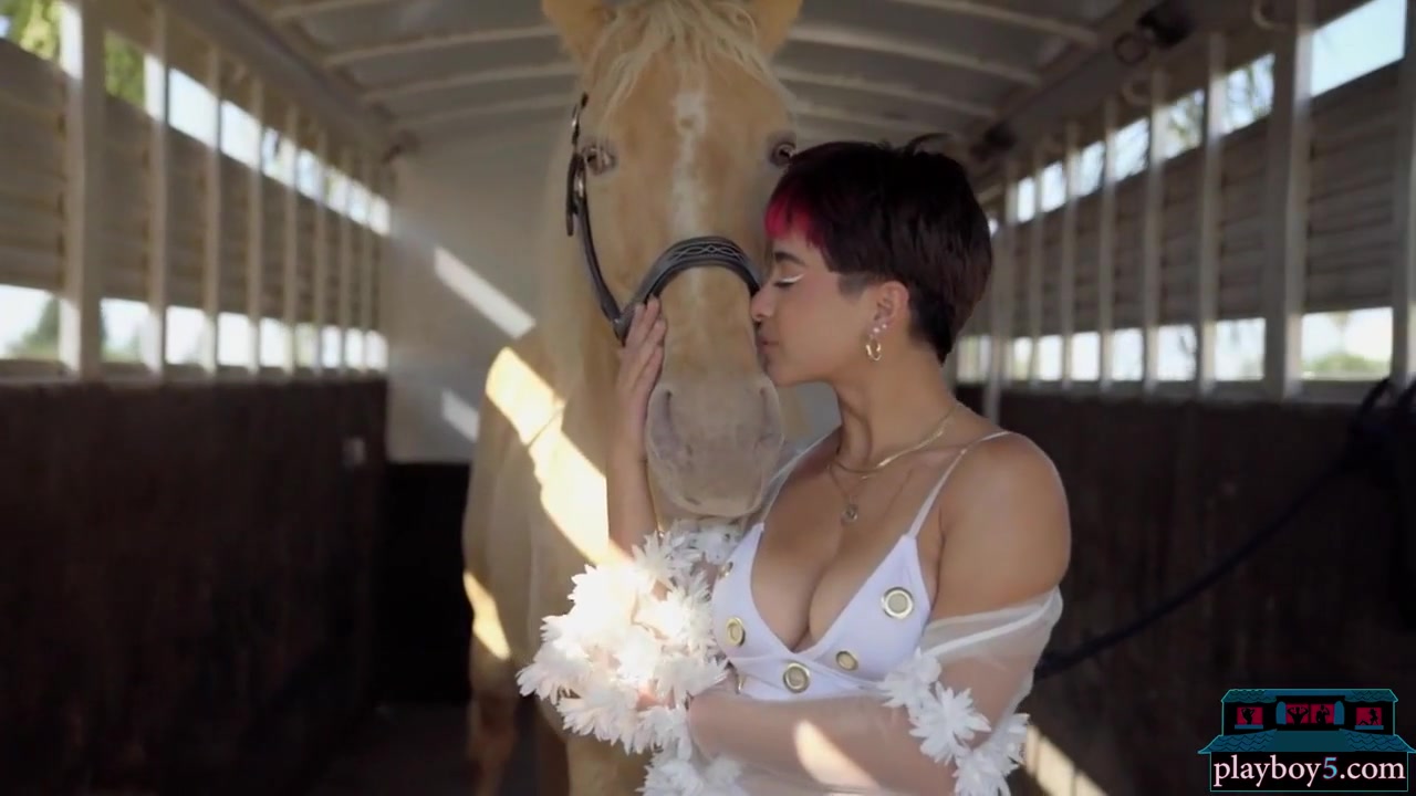 Curvy Latina Likes To Ride - Mia Valentine