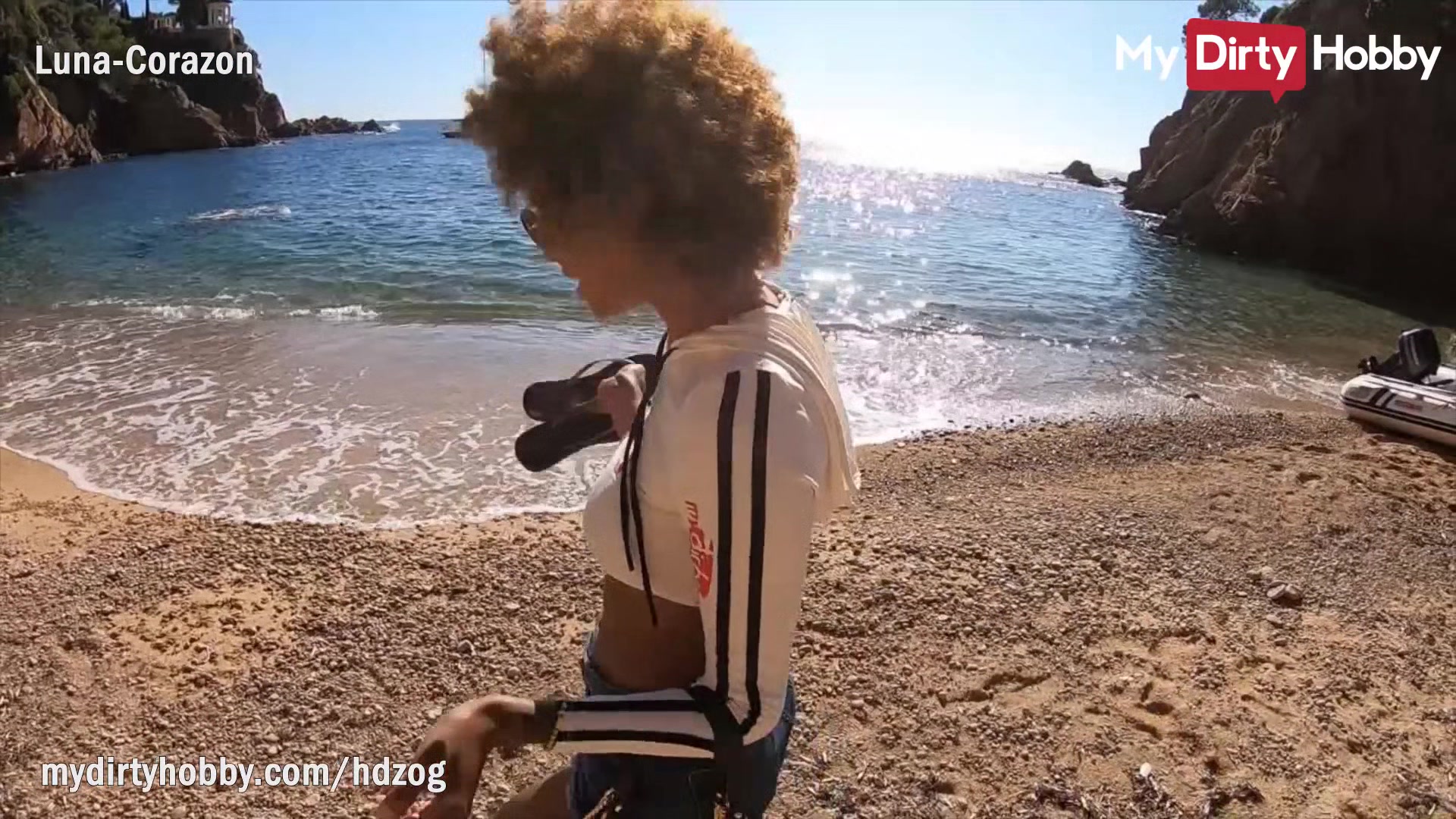 MyDirtyHobby - Luna Corazon sucking her friends cock at the beach and almost got caught by stranger