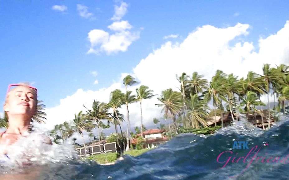 Virtual Vacation In Hawaii With Lyra Law Part 1