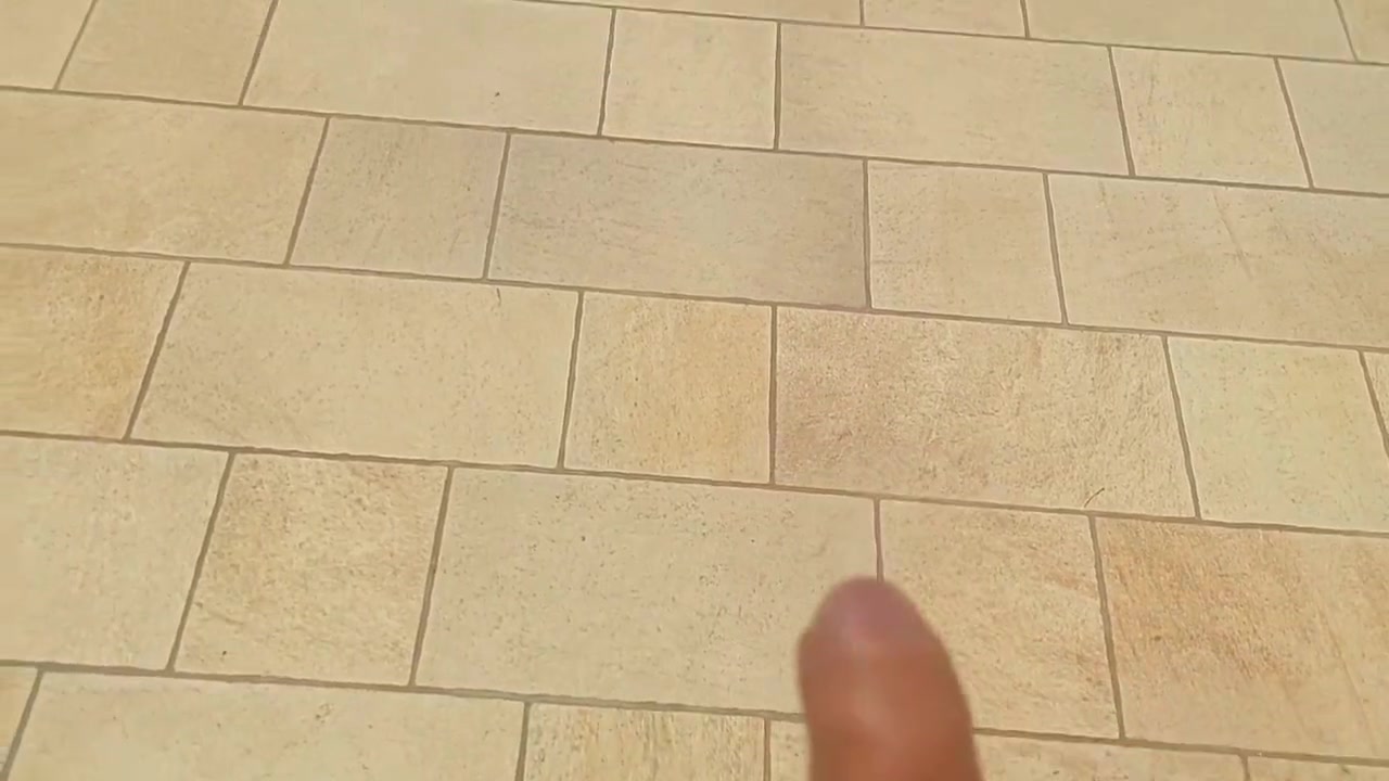 Selenas Beautiful Body And Feet Worship