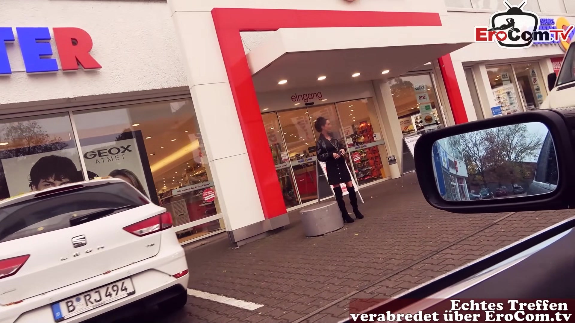 Risky Public Sex Date with german gothic milf in car