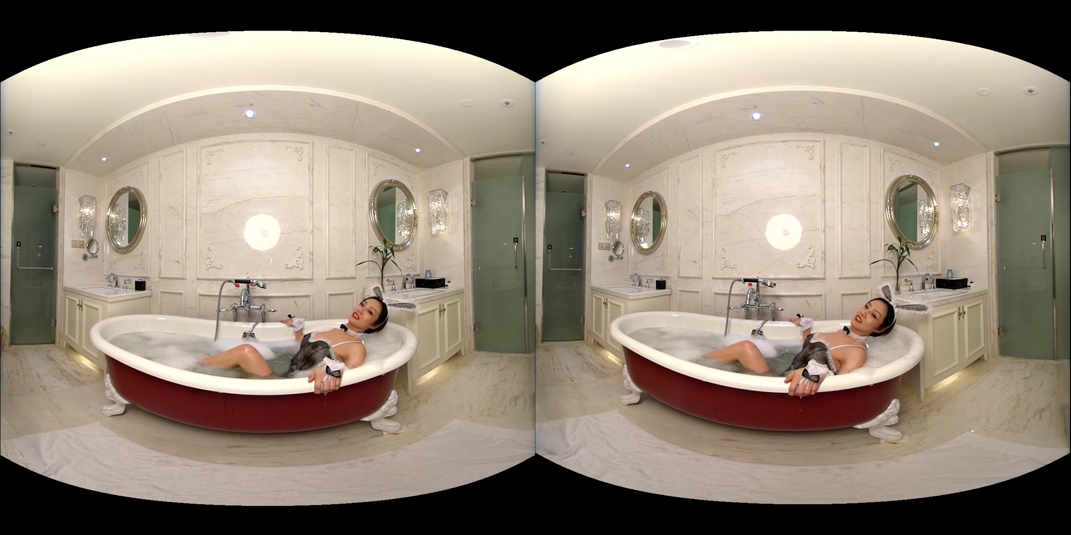 Linda Bennet in Bathroom Play with Sexy Rabbit Cosplay - OlipsVR