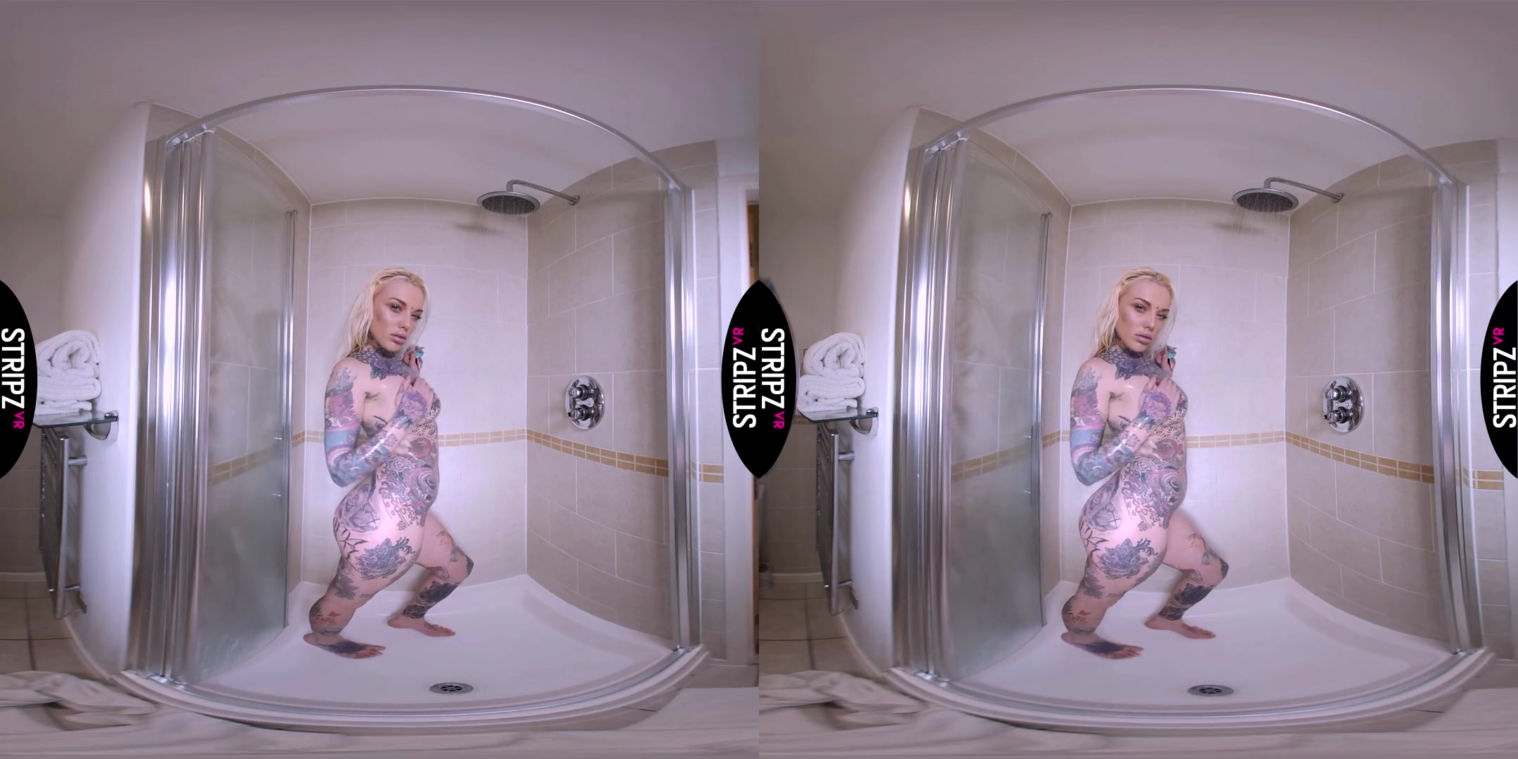 Lauren Brock in Wet Babe - StripzVR
