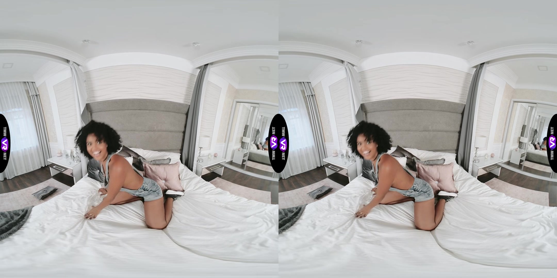 Bored and sex-hungry ebony