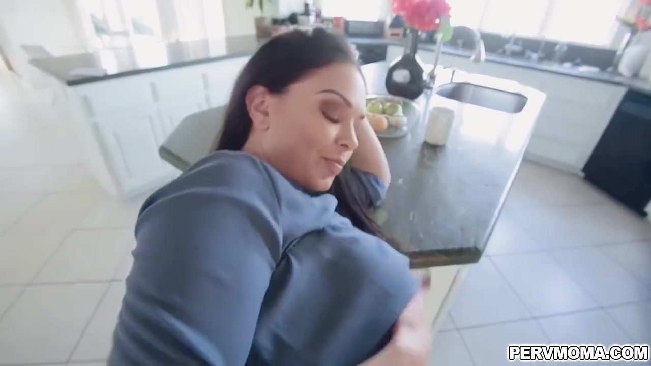 Brooke Beretta - Tasting Her Stepsons Cock And Taking It