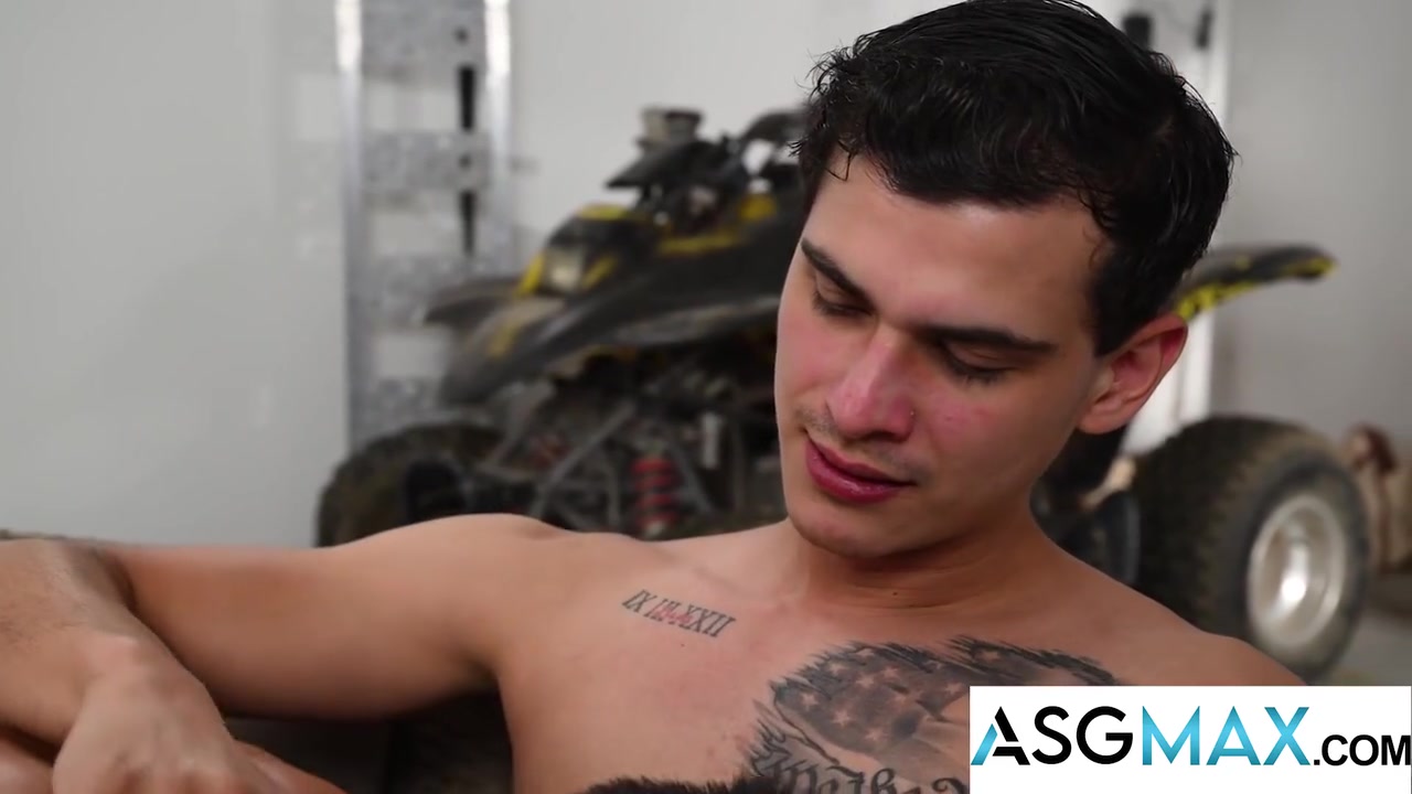 Hung Muscle Recruit Bent Over & Railed Deep By Newbie Twink - Justin Cross And Jax Thirio
