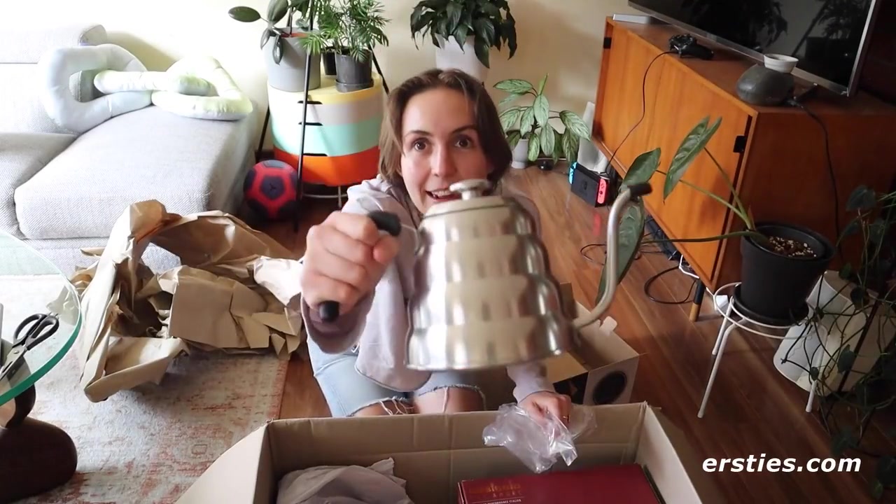 Adorable Olive Invites Us In For A Sexy Look At Her Life