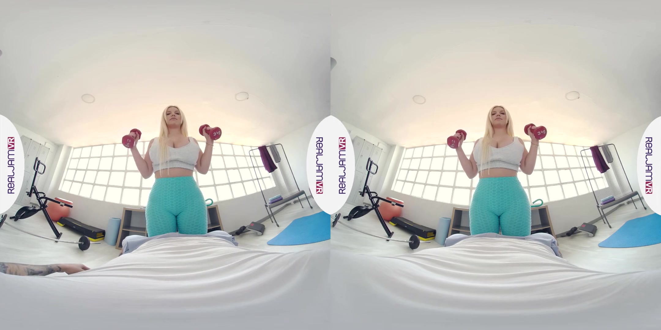 Workout with Blondie; Big Tits Blonde in Yoga Pants