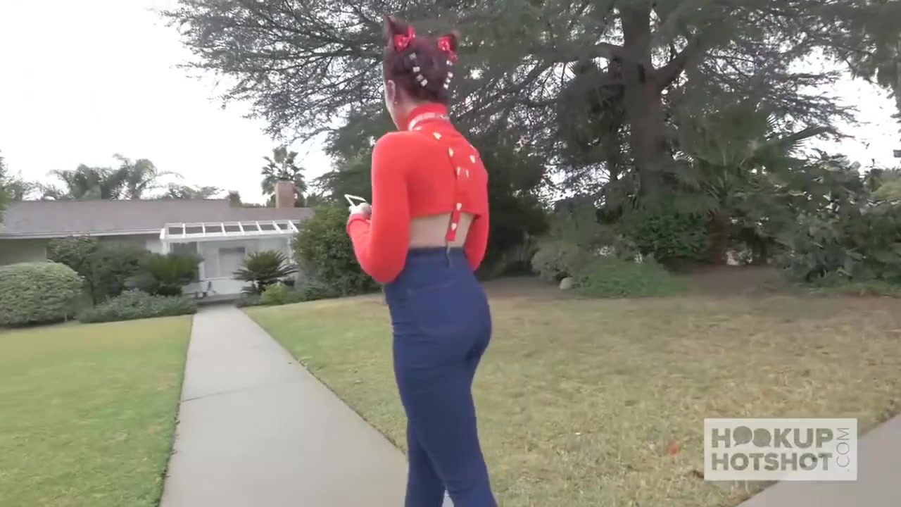 Chloe Carter In Fetching Chloes Popular With Women Dirt