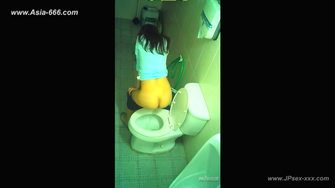 peeping korean OL pee.3