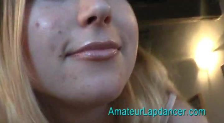 Naturally beautiful teen 18+ lapdance