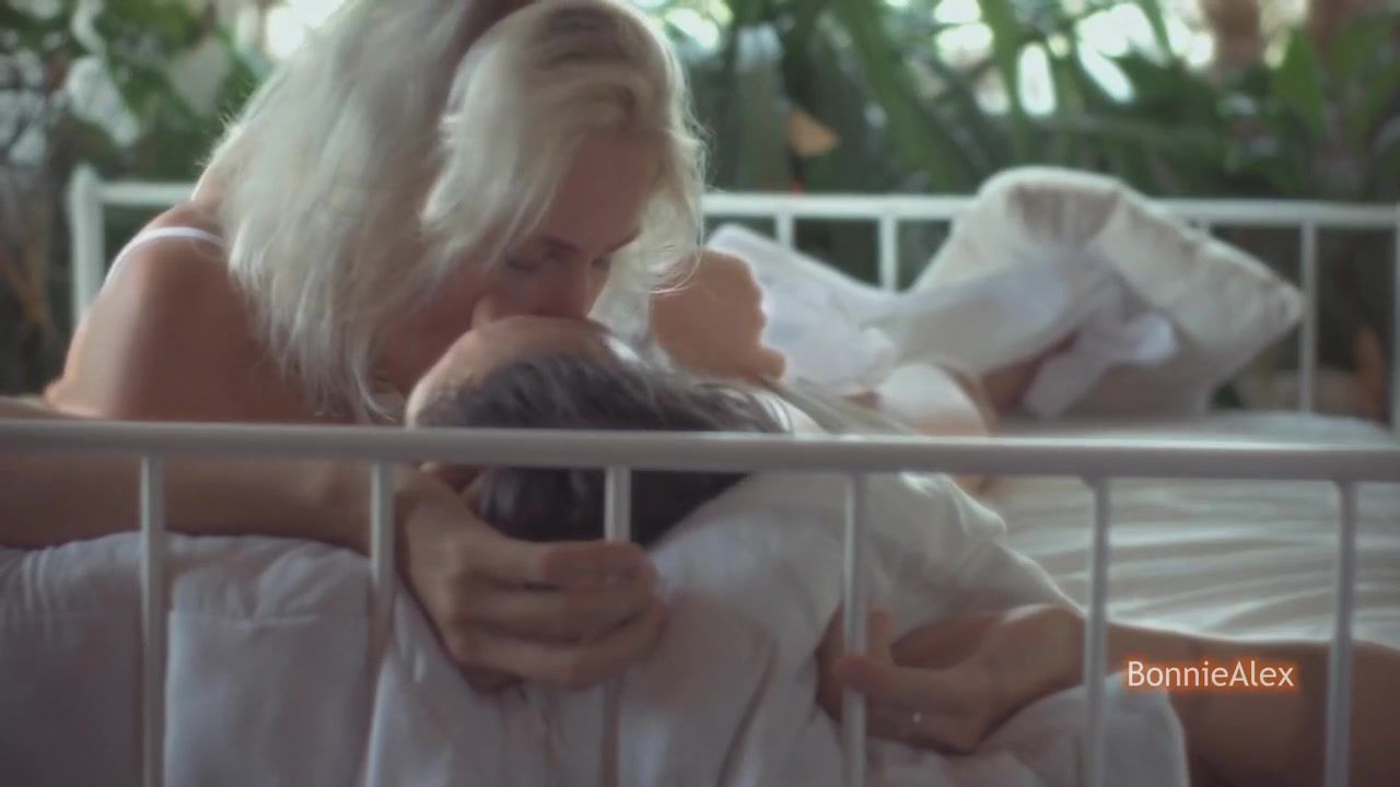 Horny Wife Wants To Fuck And Wakes Up Her Husband