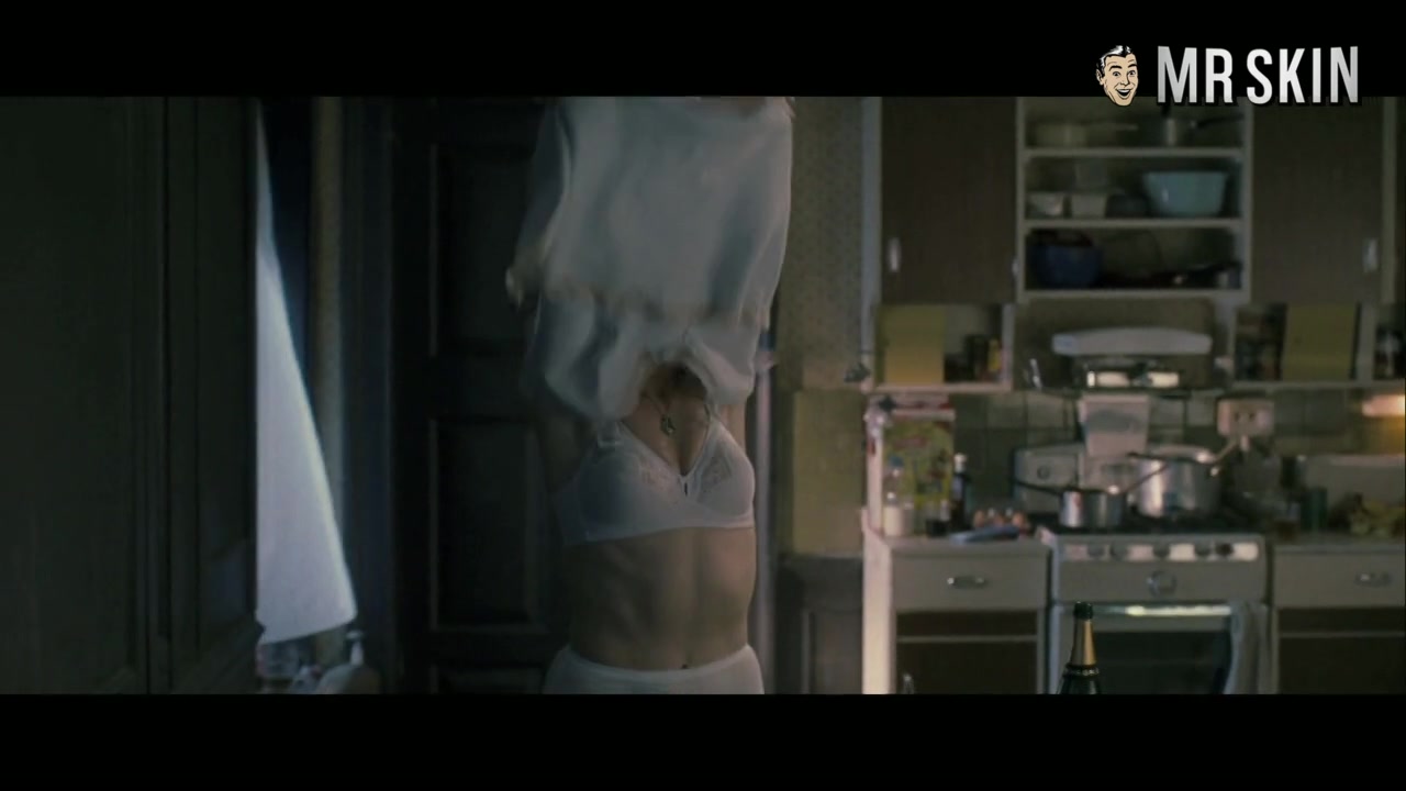 Best Of: Anne Hathaway - Mr.Skin