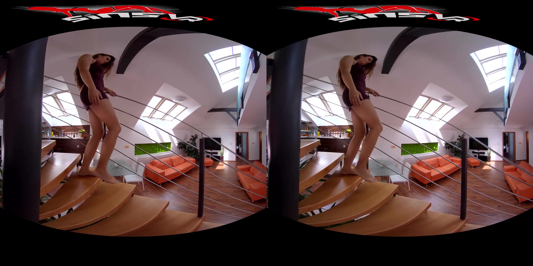 Monna Dark in Mona - First Timer... - SinsVR