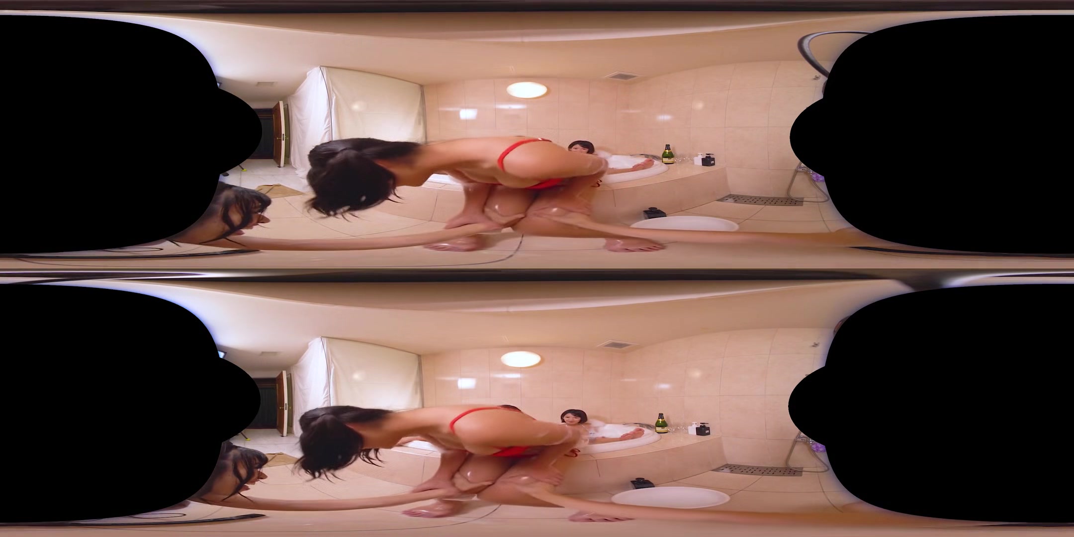 VR Gravure Idols Association Vol. 2: Bath Party - Japanese Teen Lesbian Group Bath Tease