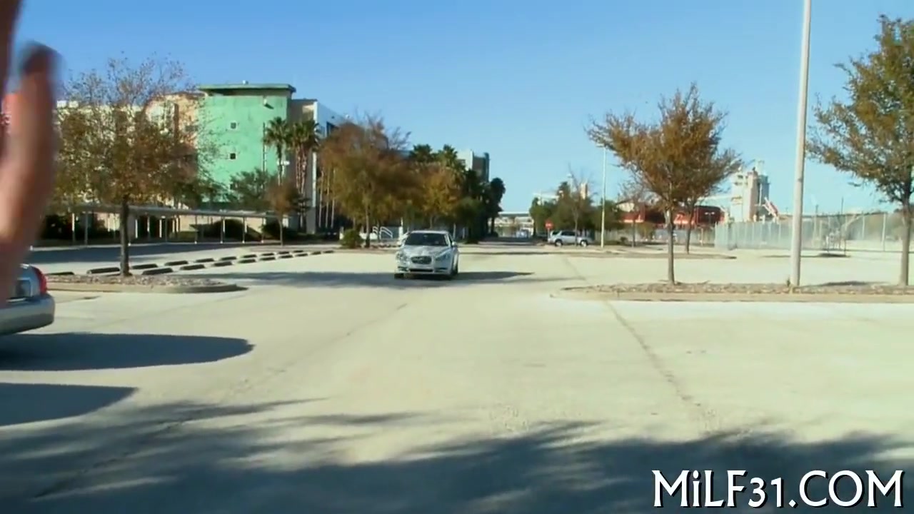Milf Gives Wonderful Blowjob