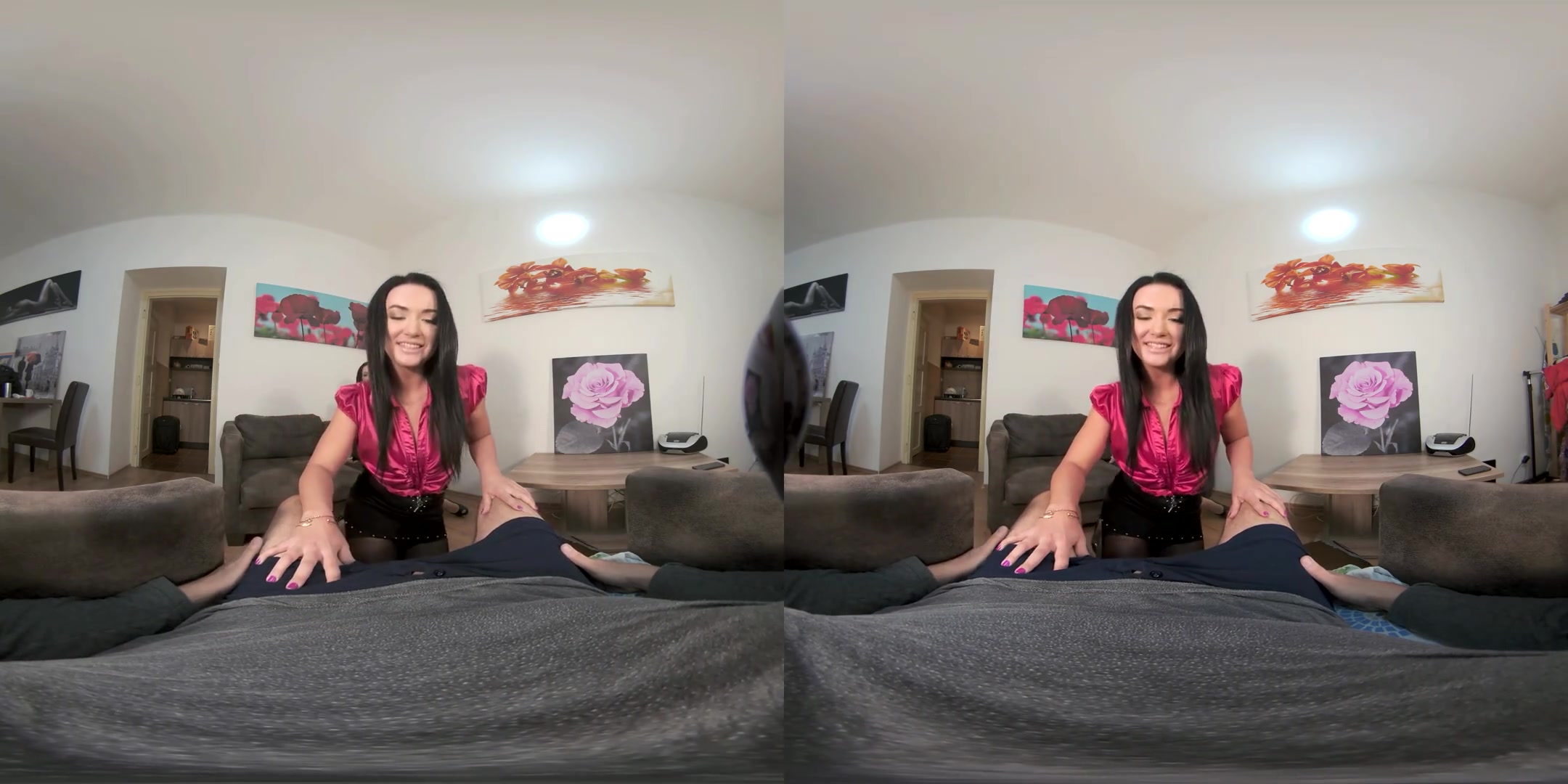 Julia Parker and Zuzu Sweet: Office Girls - MFF Threesome POV Hardcore VR