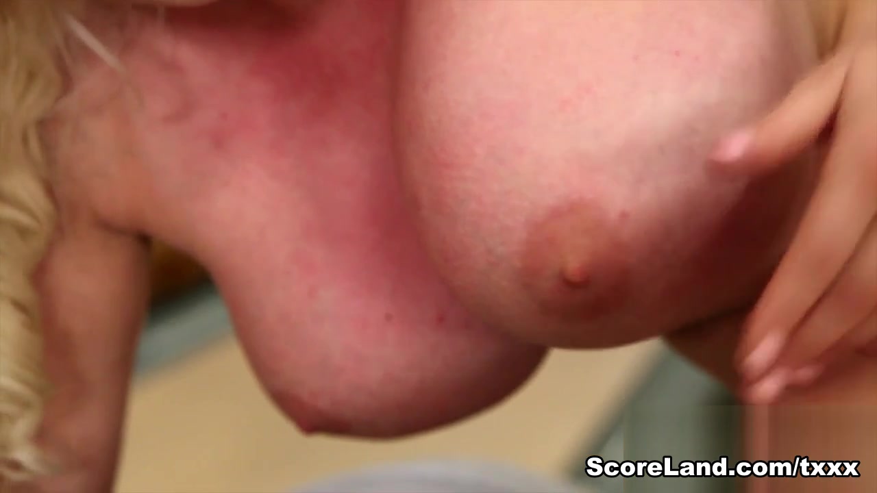 Bowling for a boning - Jordan Pryce and Leny Ewil - Scoreland2