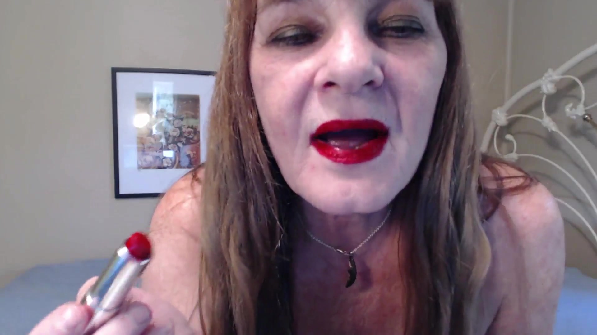 Red Shiny Lips Teasing You - TacAmateurs